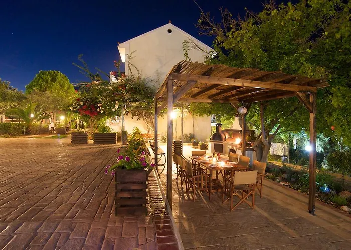 Apartment Iris Minia